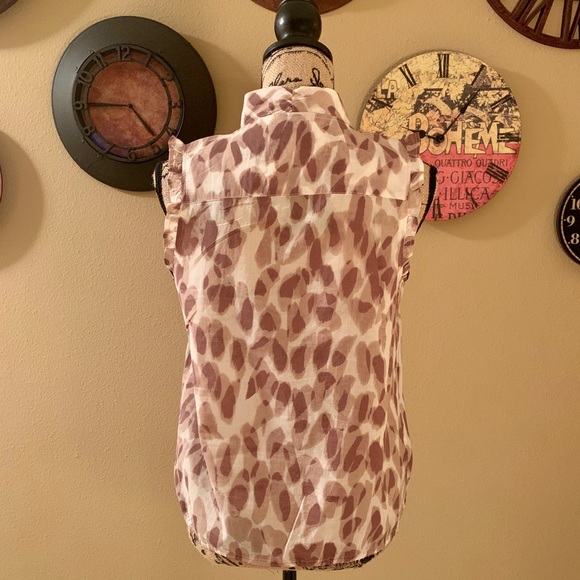 AT Loft Sheer Sleeveless Blouse - Picture 6 of 8